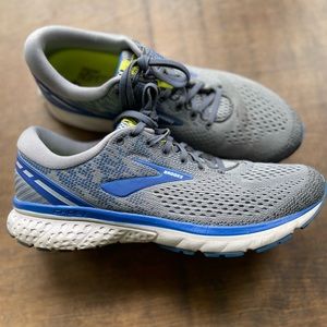 Mens Brooks Ghost size 12